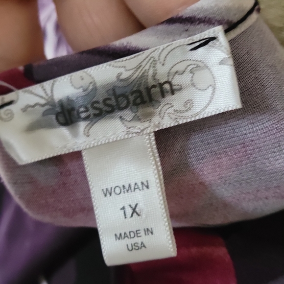 Beautiful  asymmetric women's top - Picture 4 of 4